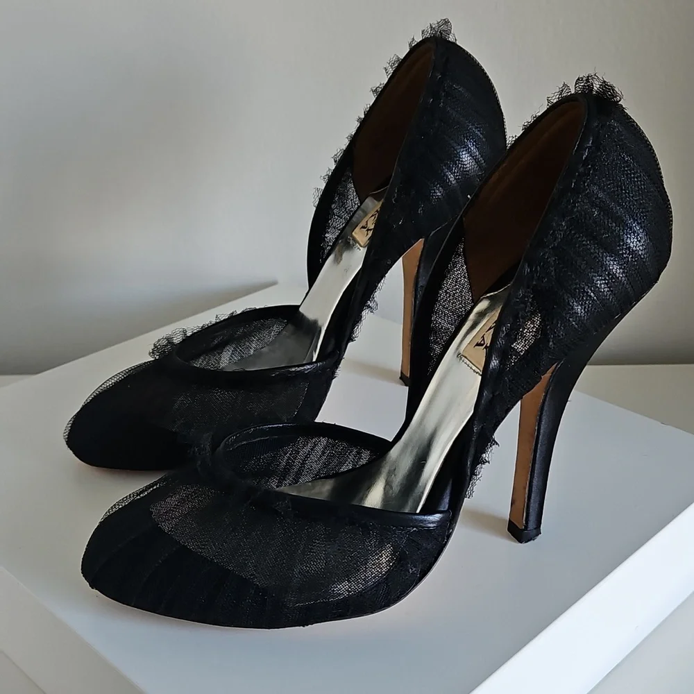 Badgley Mischka Women Heels size 7.5 Black 4.5 Inch Heel Pumps - Picture 3 of 8